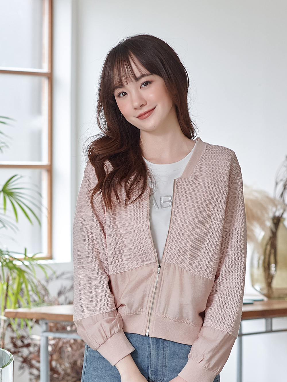 DITA簡約繡字印花上衣