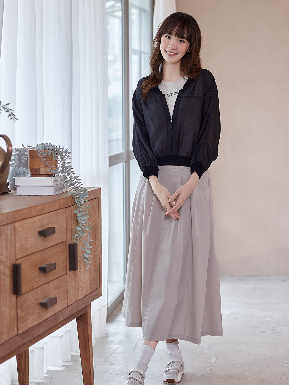 DITA質感剪接八片裙