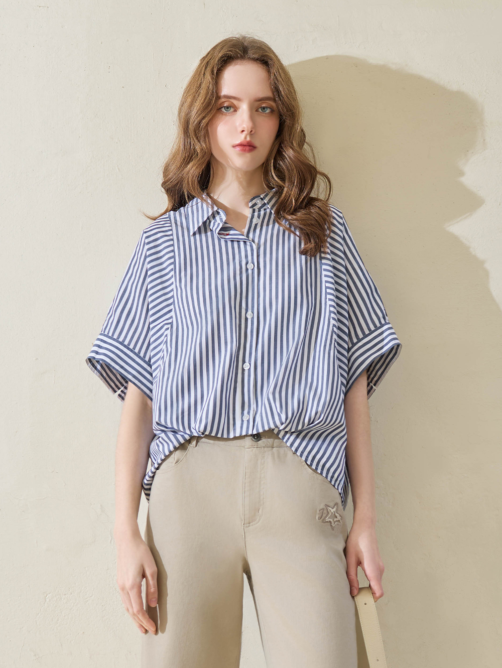 JOAN質感條紋開襟立體剪裁襯衫