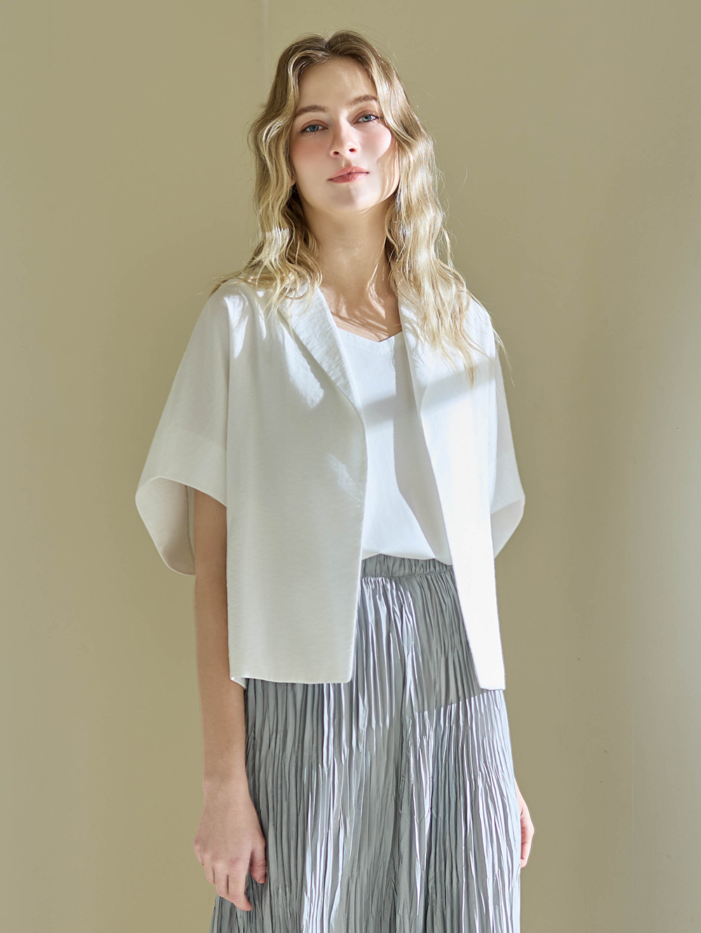 DENOVO極簡輕薄翻領短版外衫