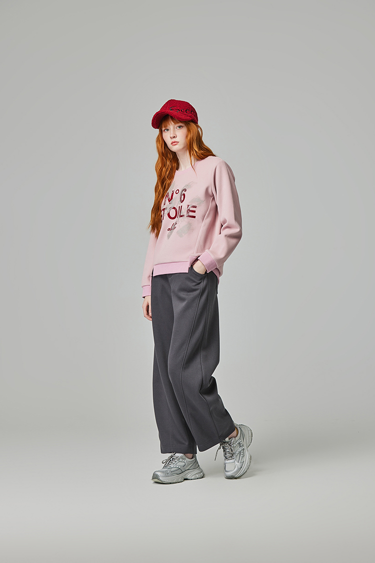 abito溫暖磨毛字母上衣