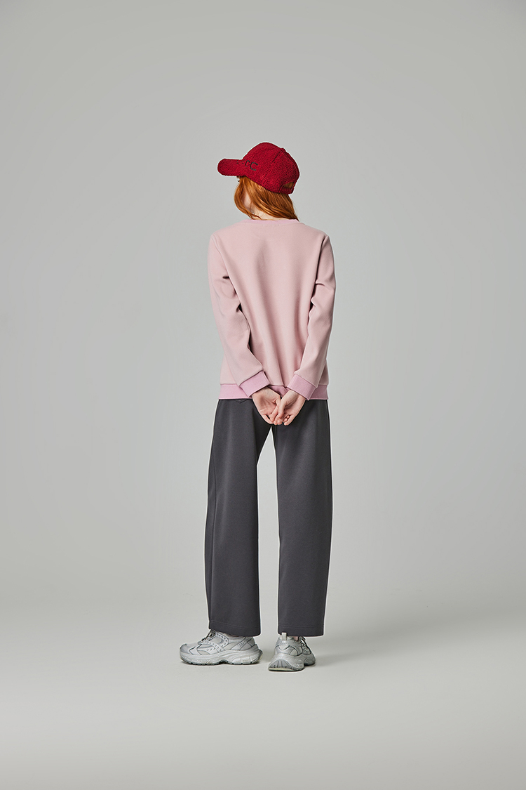 abito溫暖磨毛字母上衣