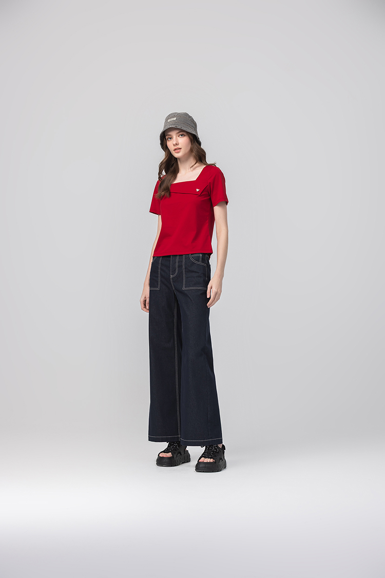 abito優雅方領愛心墜飾上衣