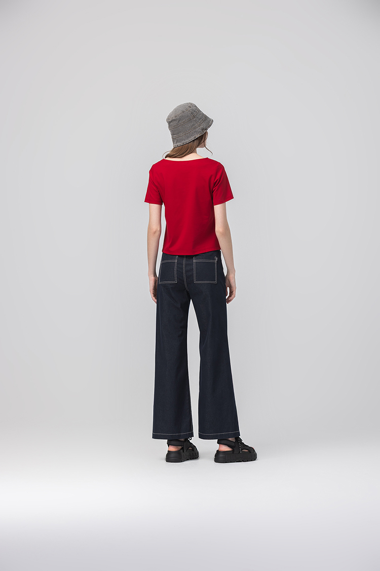 abito優雅方領愛心墜飾上衣