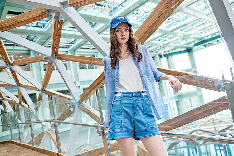 abito單寧印花透膚襯衫上衣