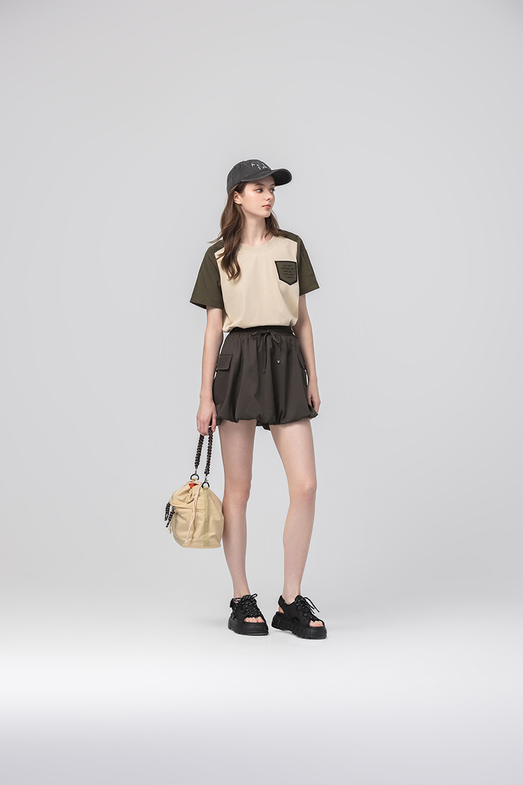 abito個性材質拼接短袖上衣