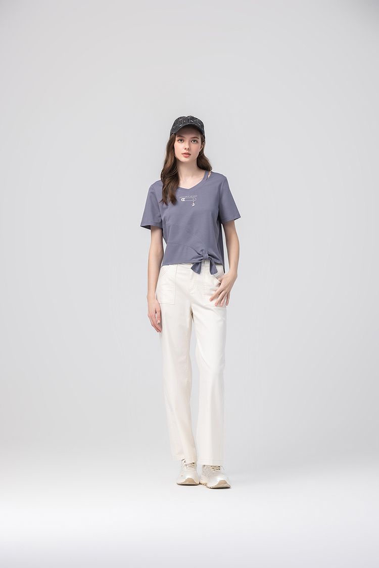 abito綁結別針裝飾造型上衣