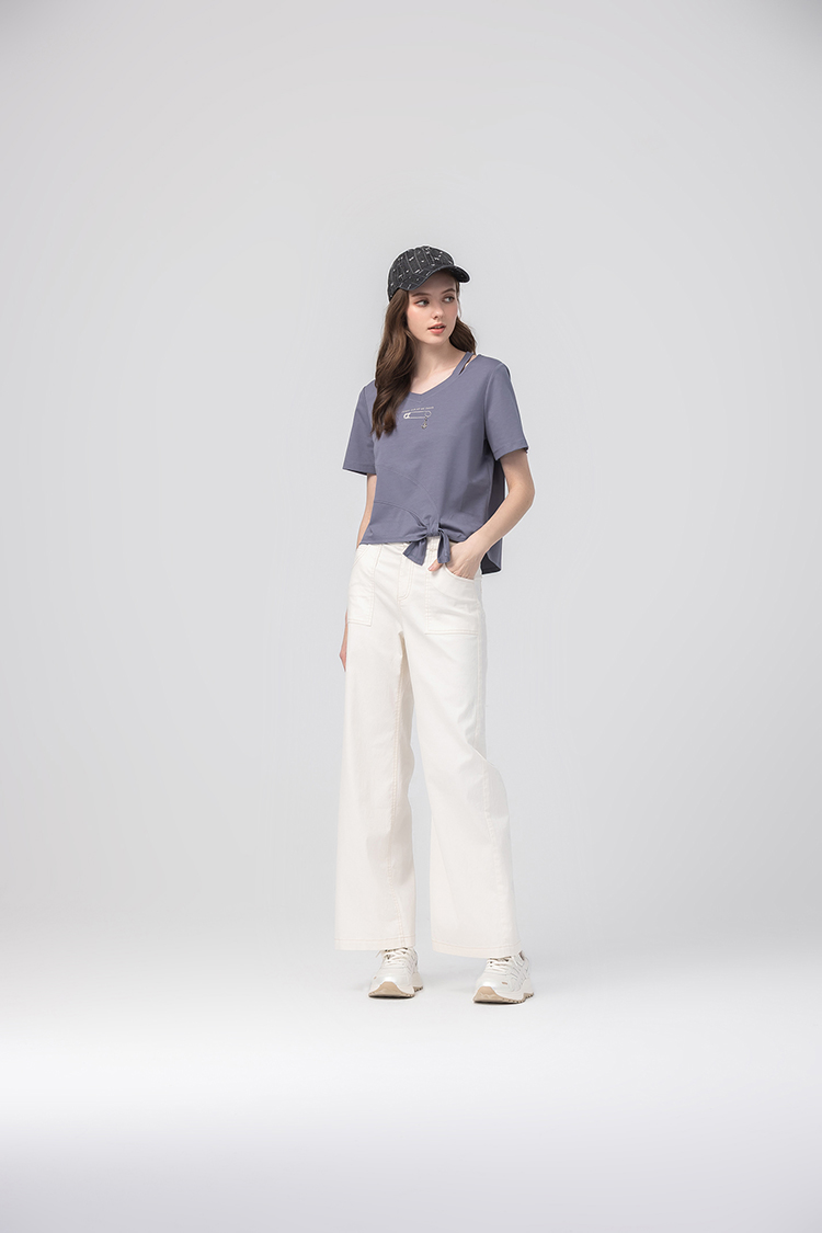 abito綁結別針裝飾造型上衣