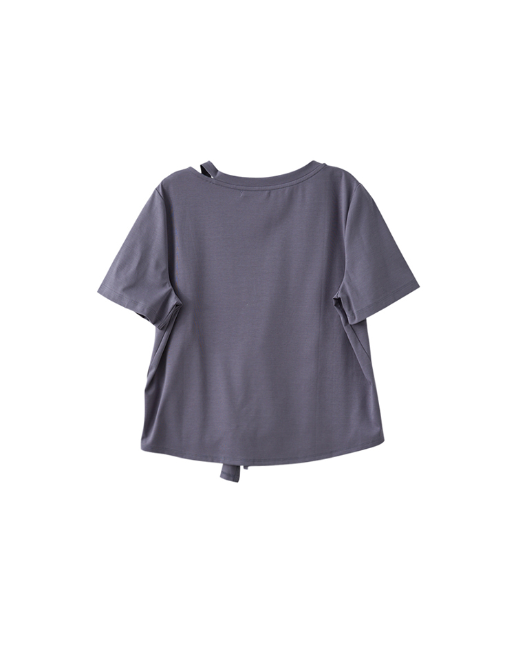 abito綁結別針裝飾造型上衣