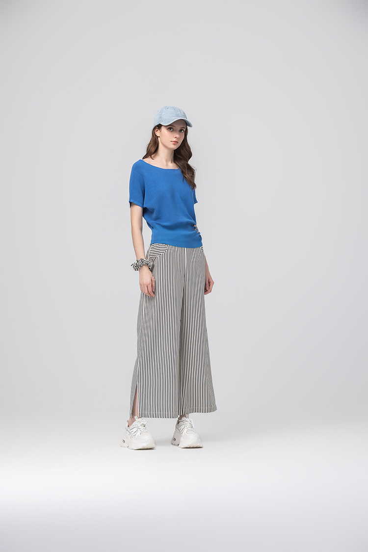 abito慵懶感垂墜針織衫