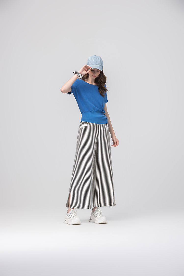 abito慵懶感垂墜針織衫