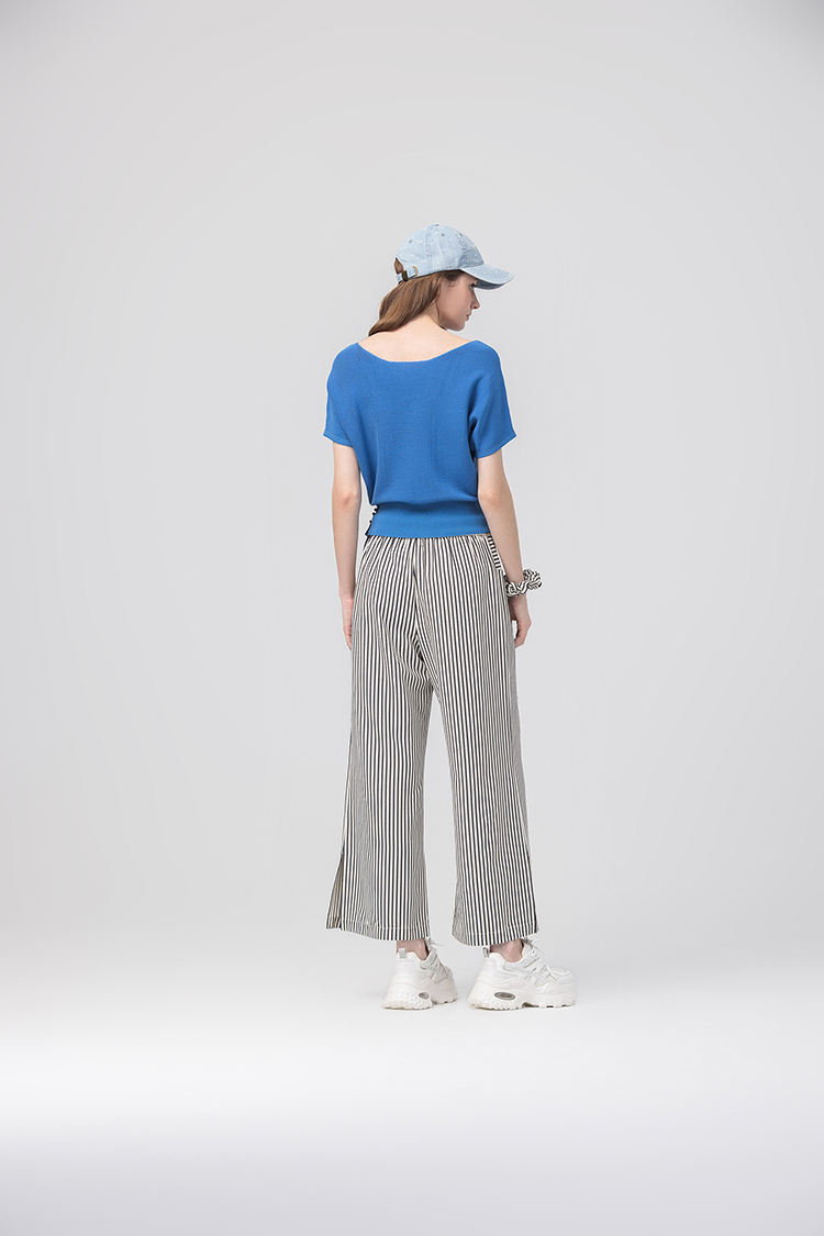 abito慵懶感垂墜針織衫