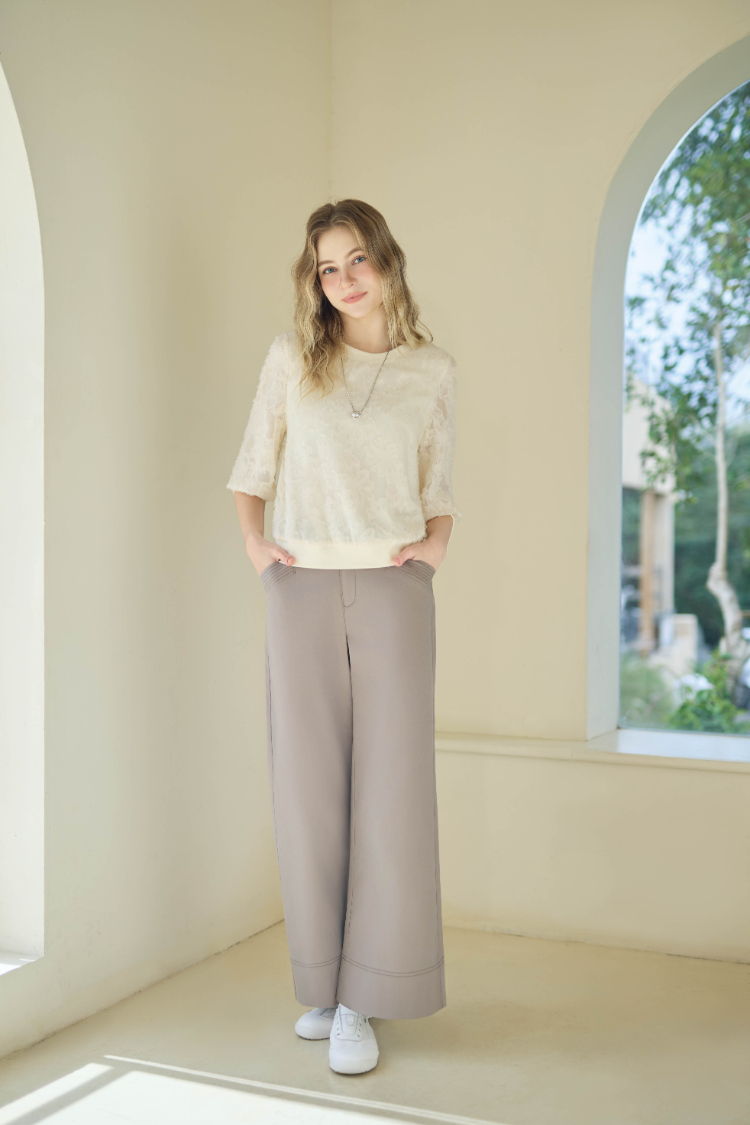 JOAN俐落剪接都會感休閒寬褲