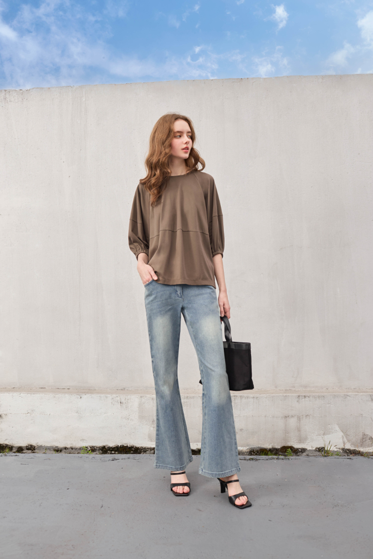 DENOVO高比例剪裁微喇叭修身褲