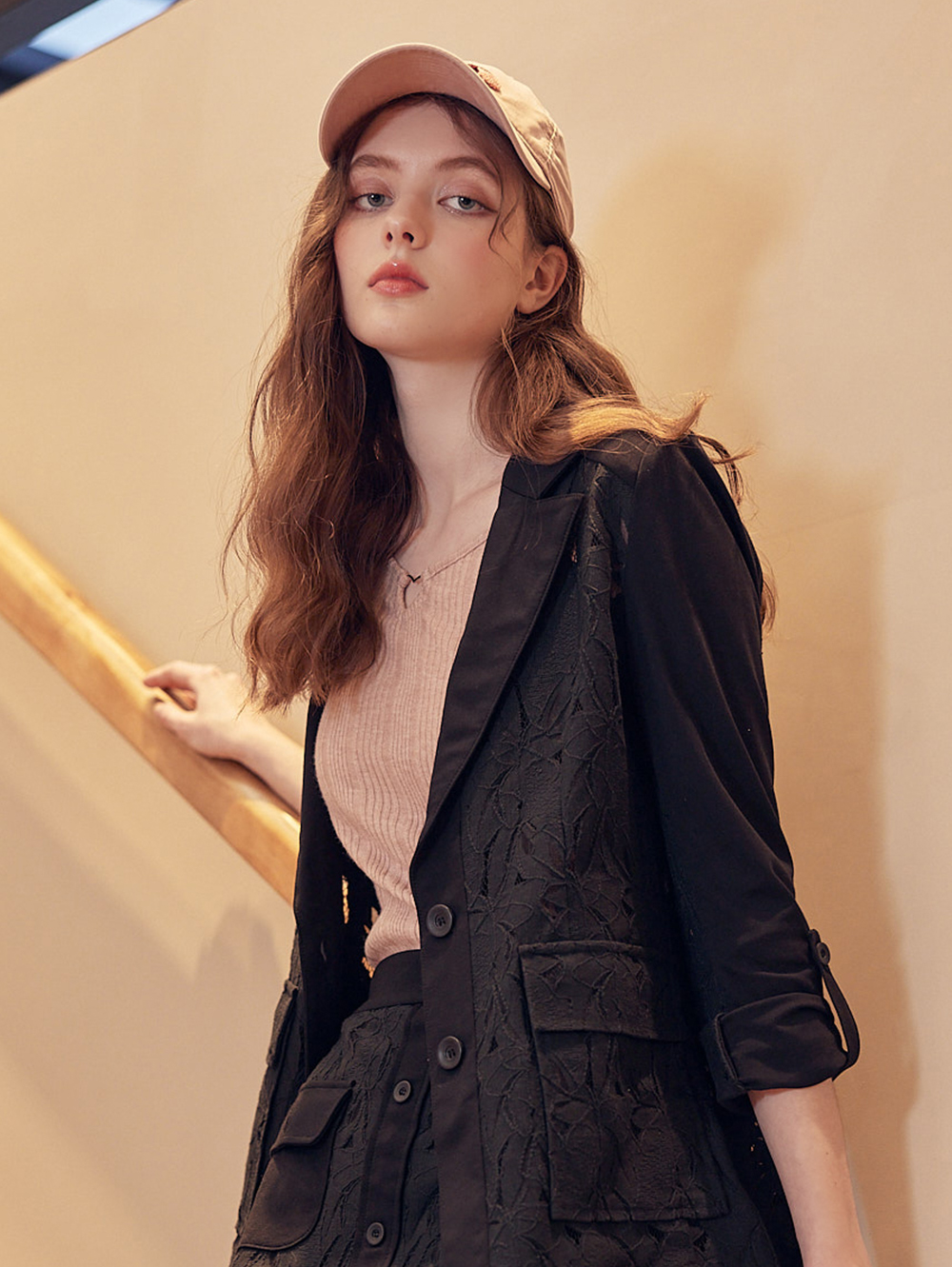 abito心型金屬釦環坑條上衣