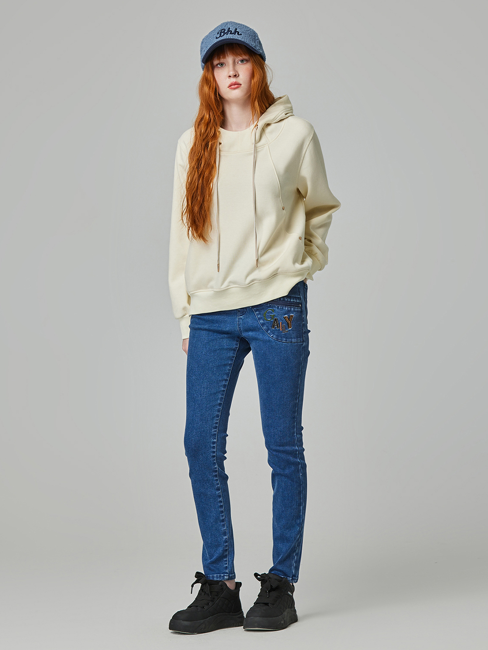 abito刺繡字內刷毛直筒褲