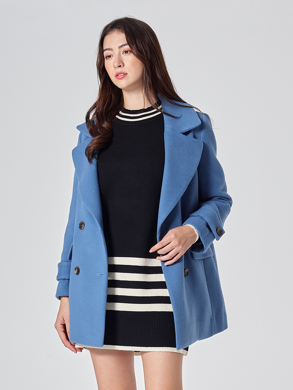 DITA中長版雙排扣毛料外套