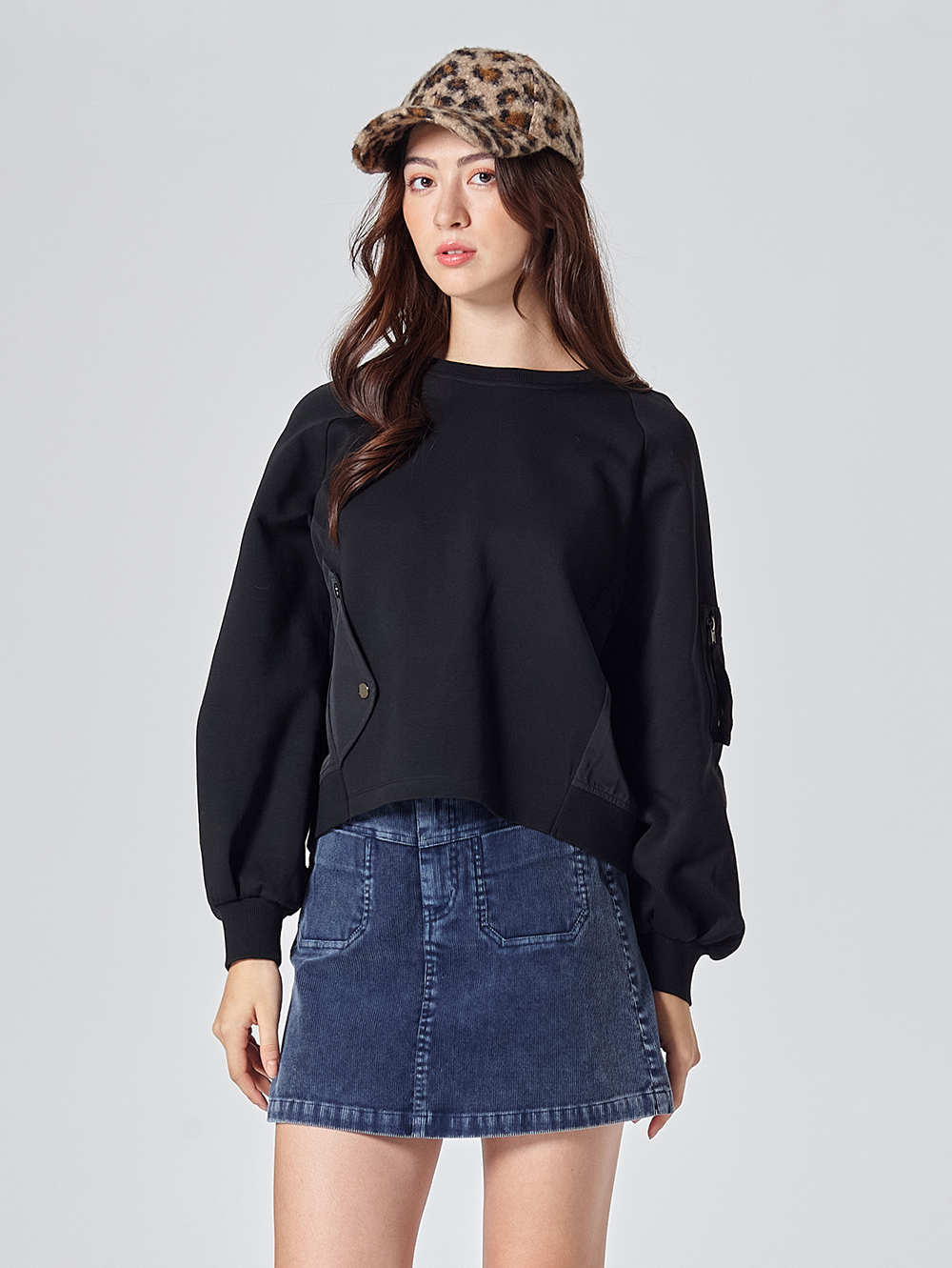 DITA甜酷感剪接A字短裙