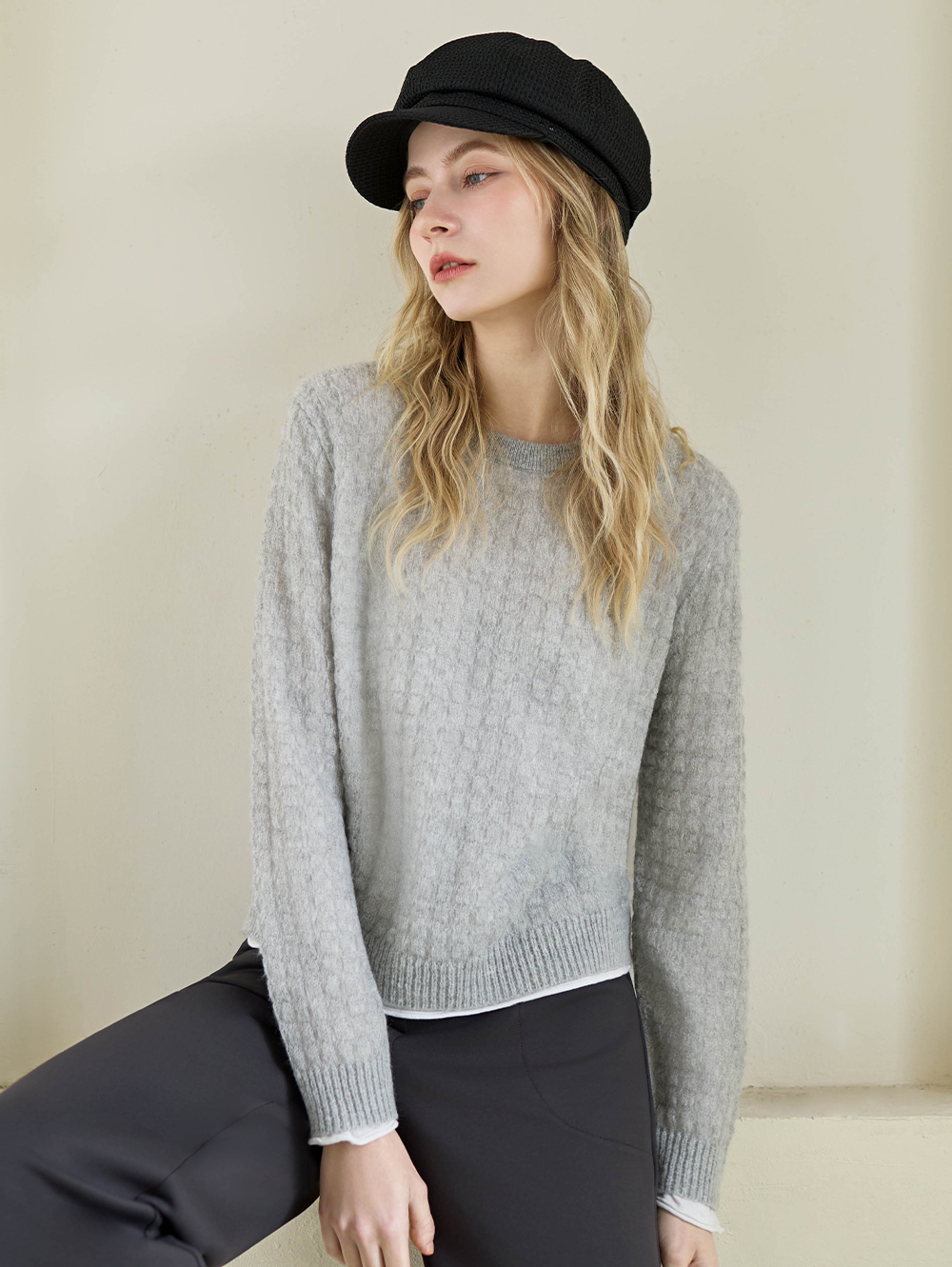 JOAN立體紋理原領針織上衣