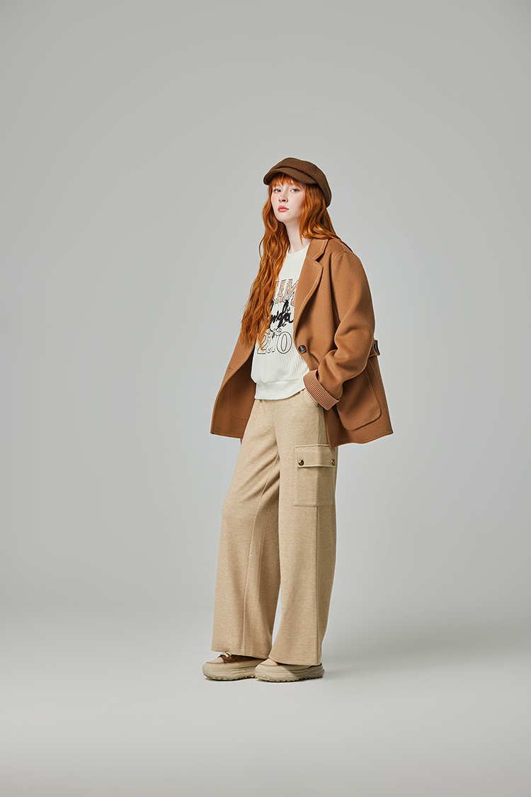 abito休閒字樣刺繡上衣