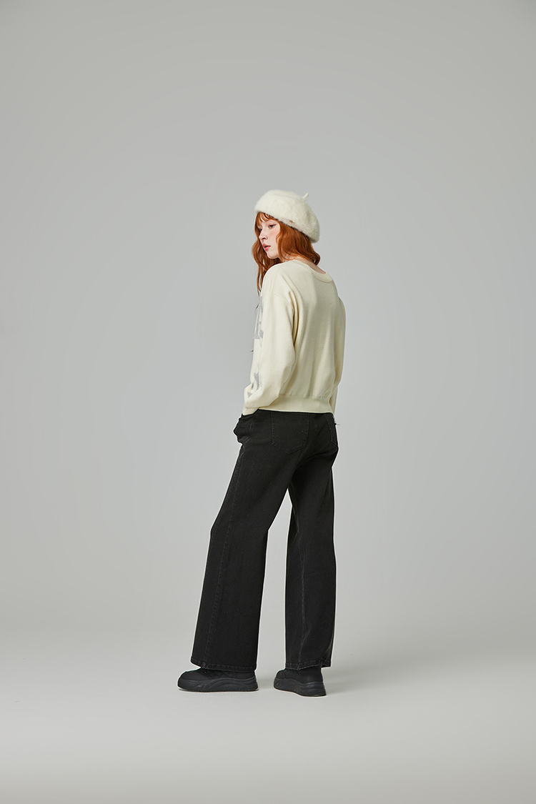 abito圓領短版字母針織上衣