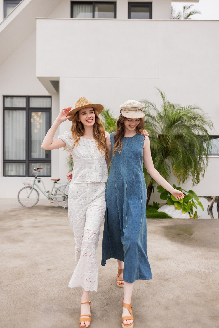 abito浪漫刺繡蕾絲鏤空上衣