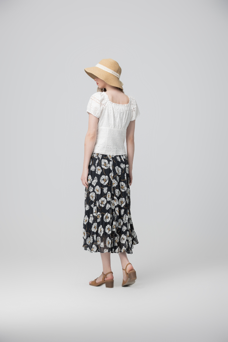 abito浪漫刺繡蕾絲鏤空上衣