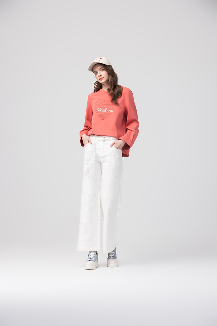 abito愛心字母鋼印上衣