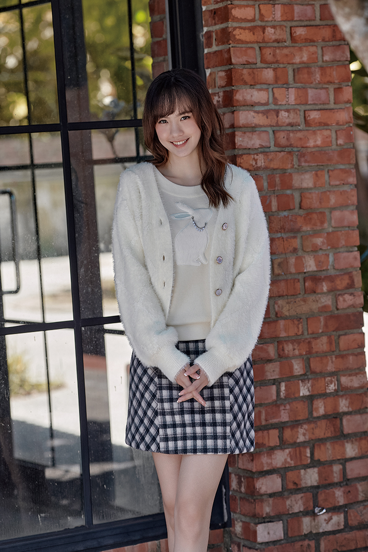 DITA溫柔絨毛小兔上衣