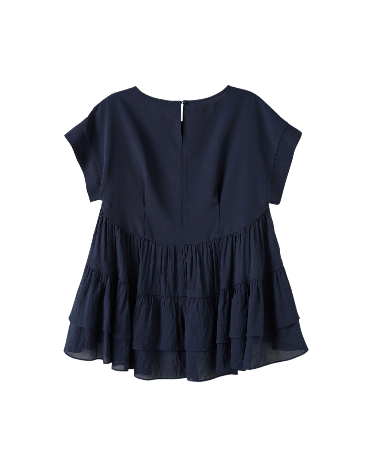 DITA層次感剪接設計上衣