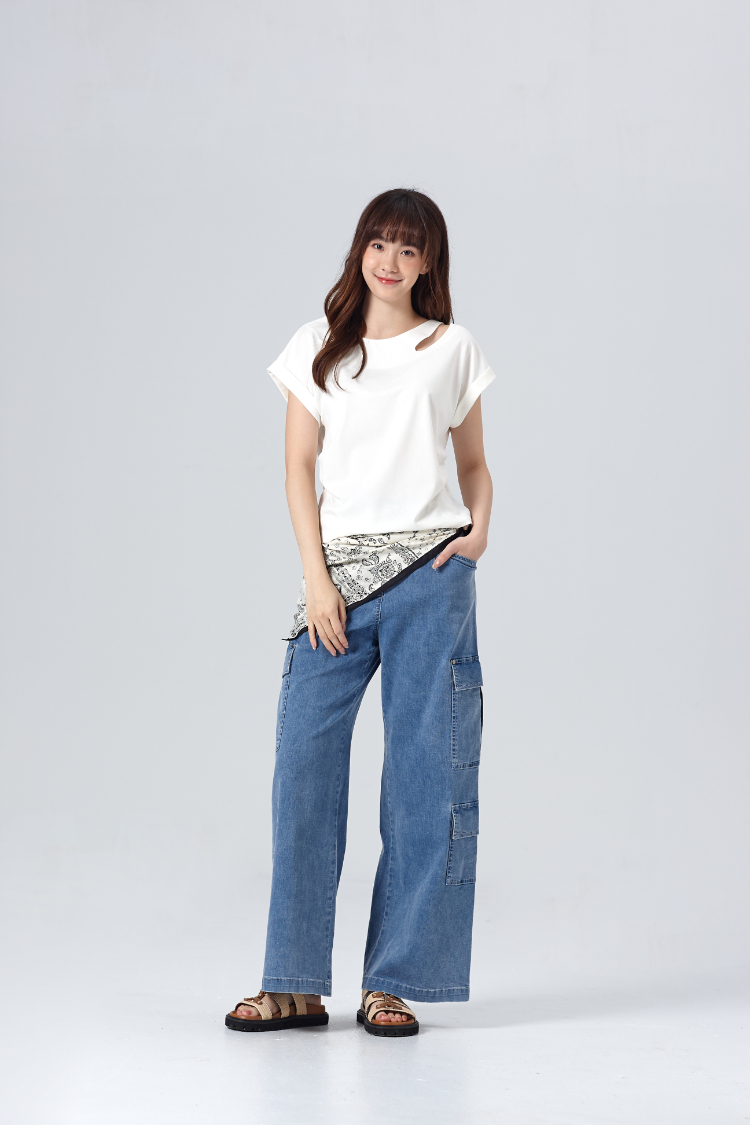 DITA法國袖修身素色上衣