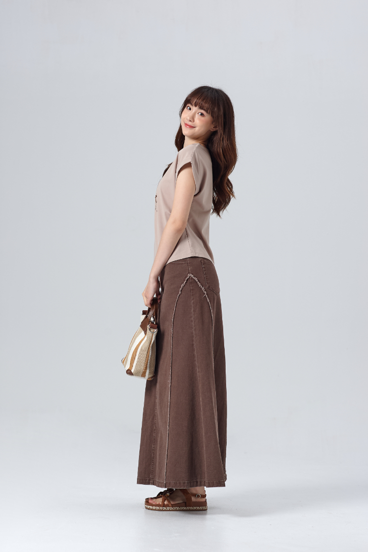 DITA法國袖修身素色上衣