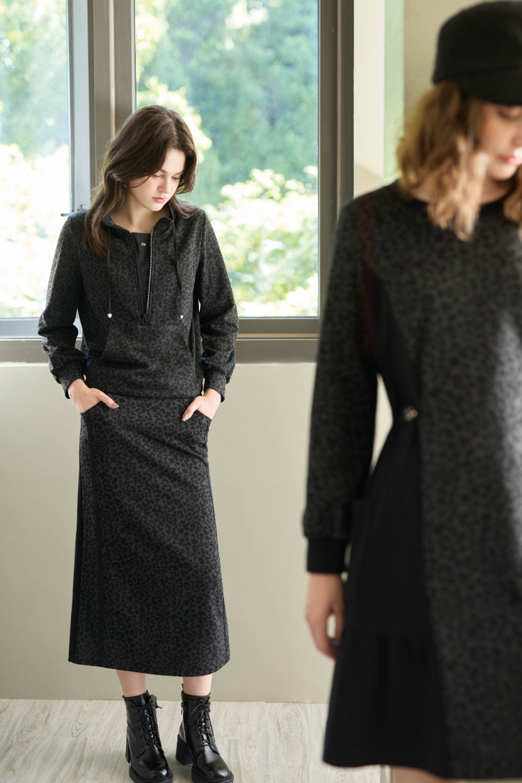 JOAN豹紋內磨毛中長鉛筆裙