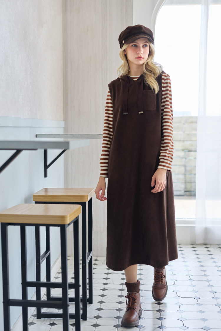 JOAN慵懶層次兩件式休閒連帽洋裝