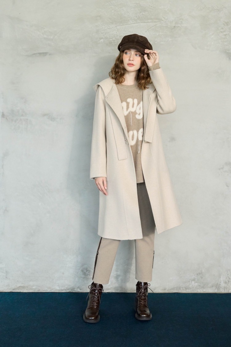 JOAN刺繡拼貼感落肩針織上衣