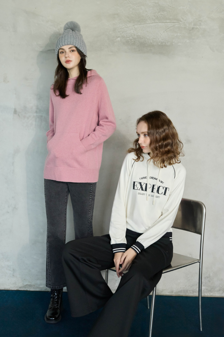 JOAN極細羊毛柔軟連帽上衣