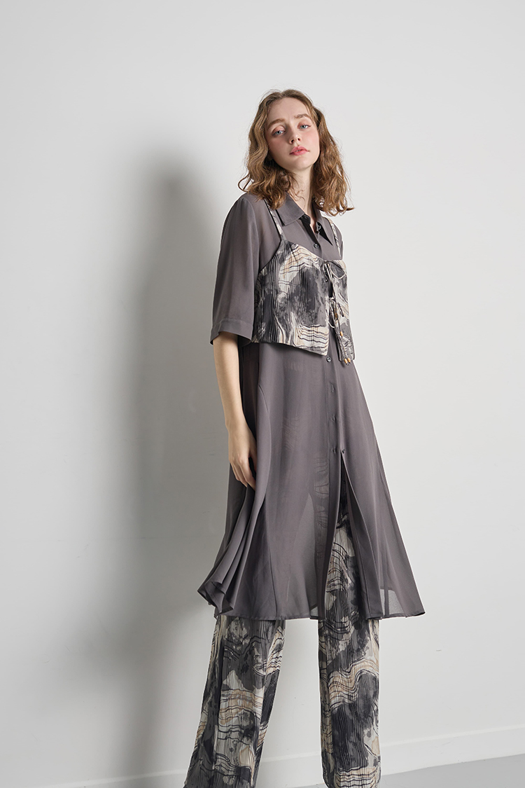 DE NOVO印花馬甲雪紡紗襯衫式洋裝