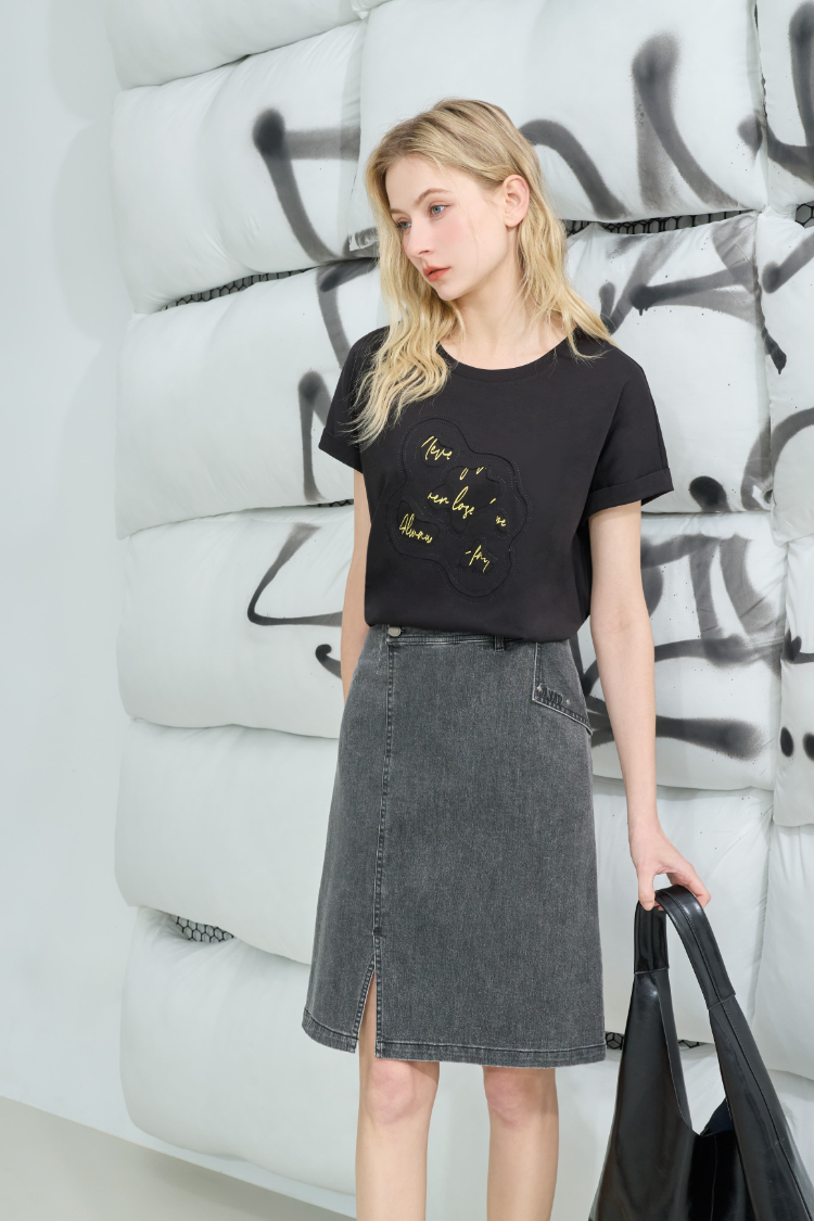 DENOVO手寫感立體拼接T恤